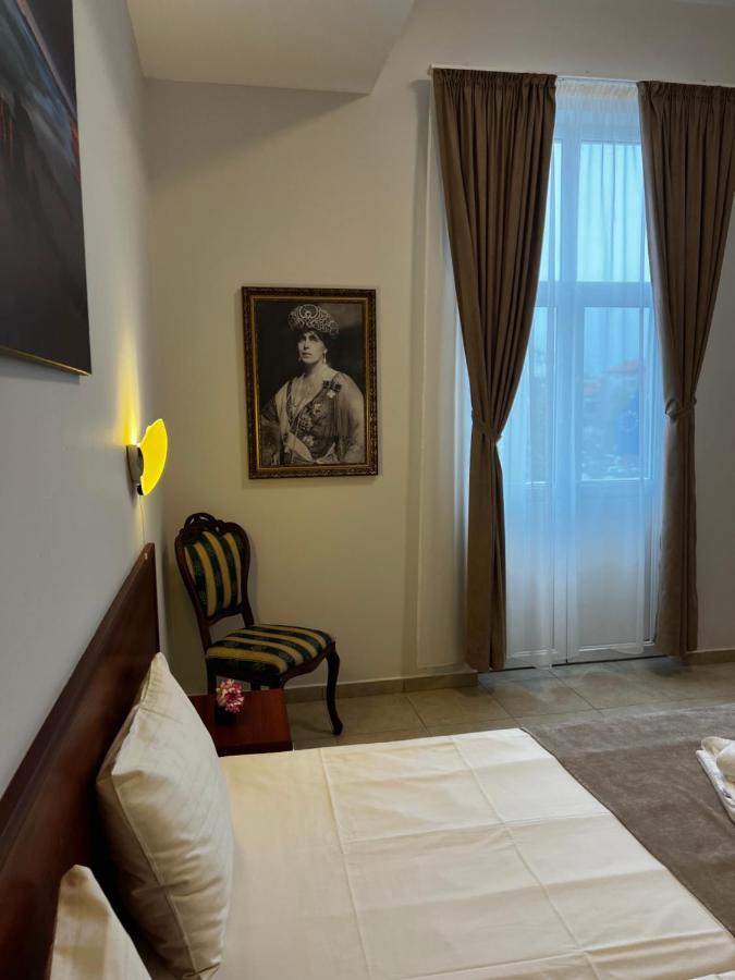 Hotel Central Balchik Extérieur photo
