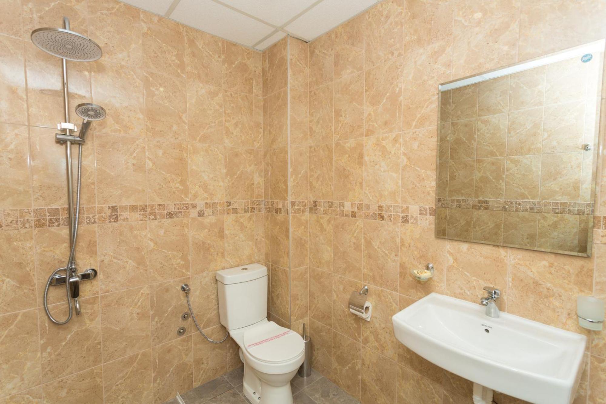 Hotel Central Balchik Extérieur photo